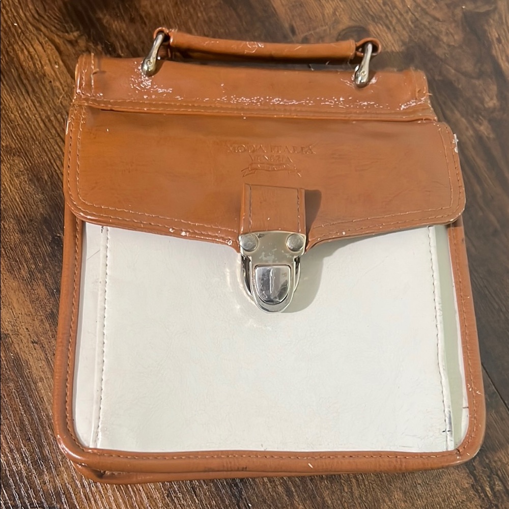 Nota Italia Tan and Cream Crossbody Bag